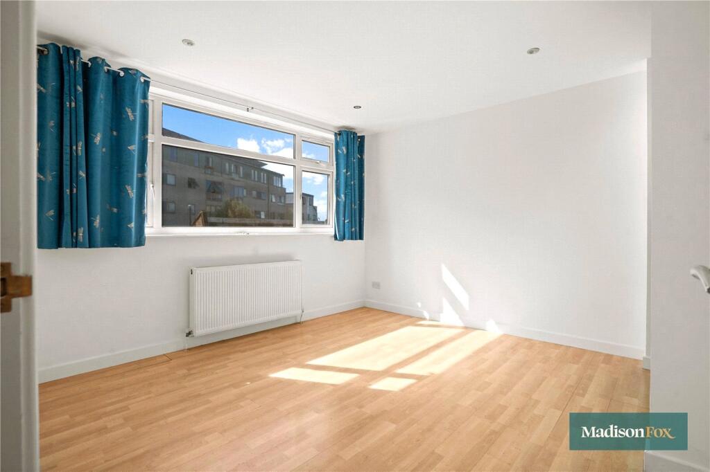 Apartment in London - View 3