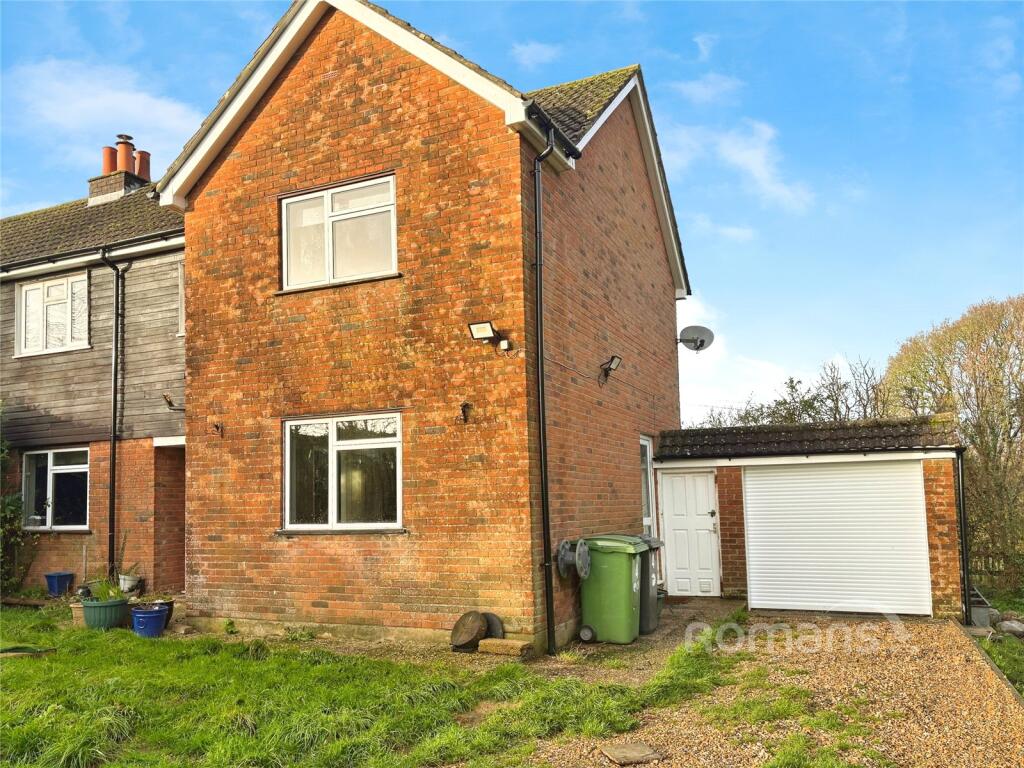 Main image of property: North Oakley, Tadley, Hampshire, RG26