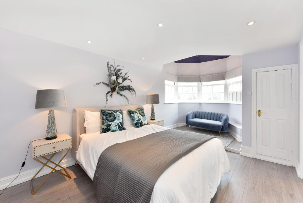 3 bedroom flat for rent