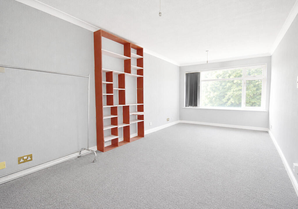 Apartment in Coventry, Green Lane, Cheylesmore - View 3