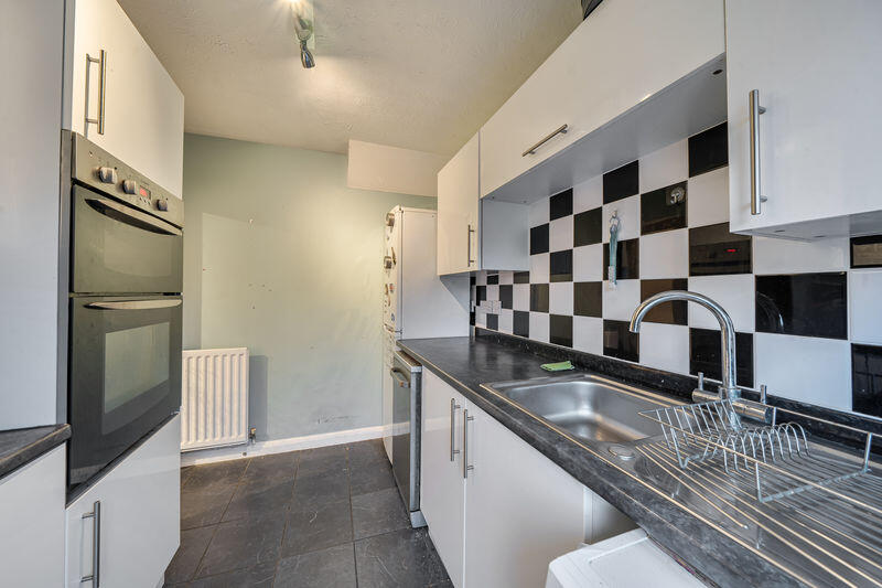 8, Rosina Walk, Banbury - NO ONWARD CHAIN photo 2