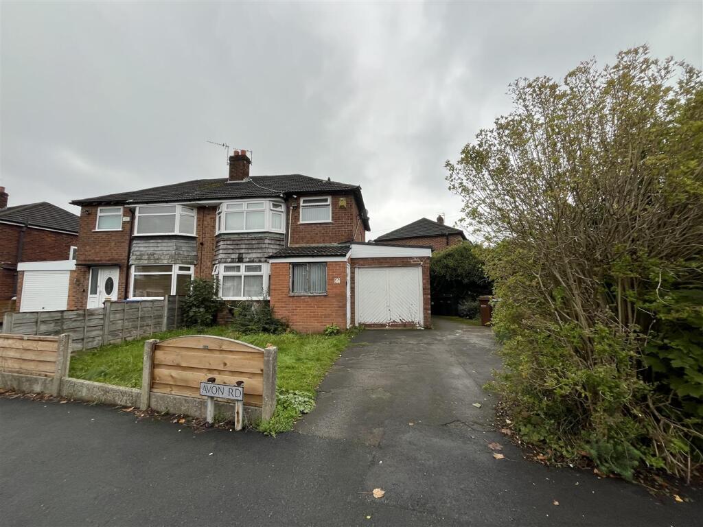 4-bed semi-detached on Avon Road, Heald Green, Cheadle, £349,950
