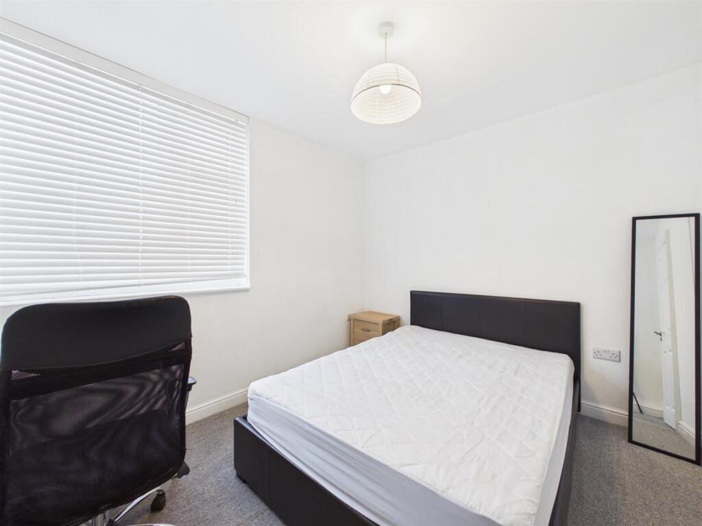 Apartment in Leicester - View 4
