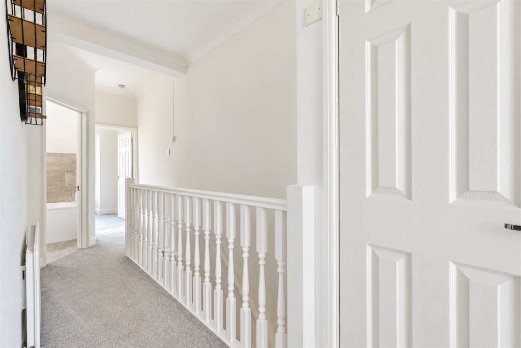 Apartment in Southend-on-Sea - View 2