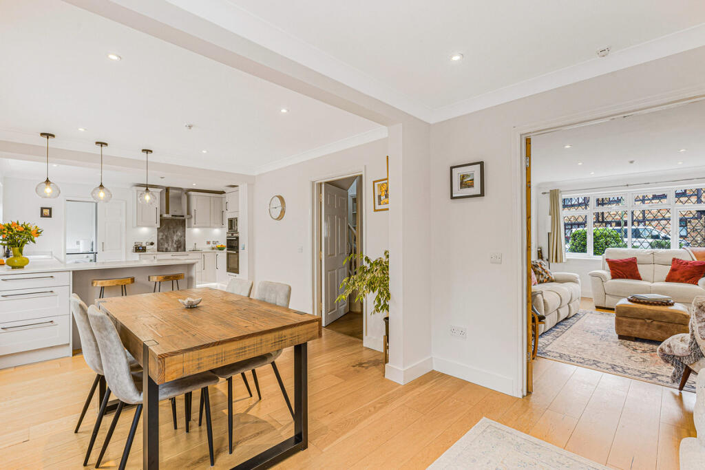House in Cherwell, Langford Village, Bicester - View 3