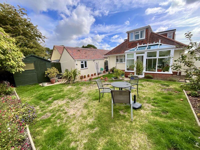 Springfield Avenue, Hengistbury Head photo 2