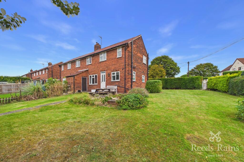 Mill Close, Monk Fryston, Leeds, North Yorkshire, LS25 photo 2