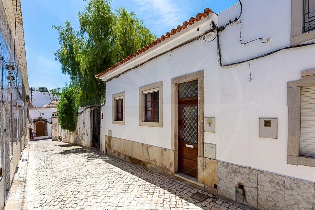 Main image of property: Algarve, Tavira (Santa Maria e Santiago)