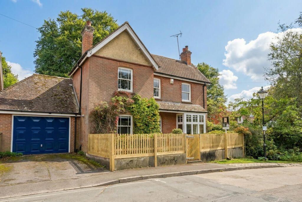 Main image of property: Brookley Road, Brockenhurst, SO42