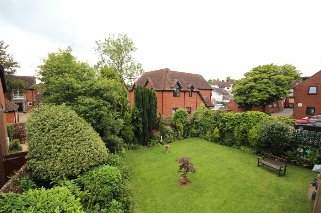 Deweys Lane, Ringwood, Hampshire, BH24 photo 2