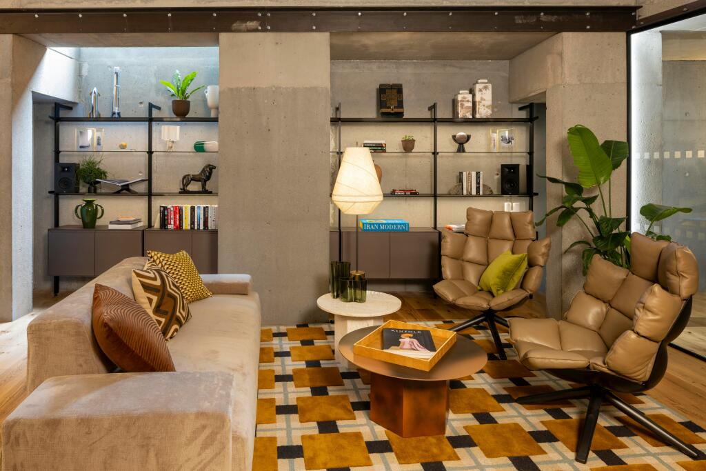Lounge Area