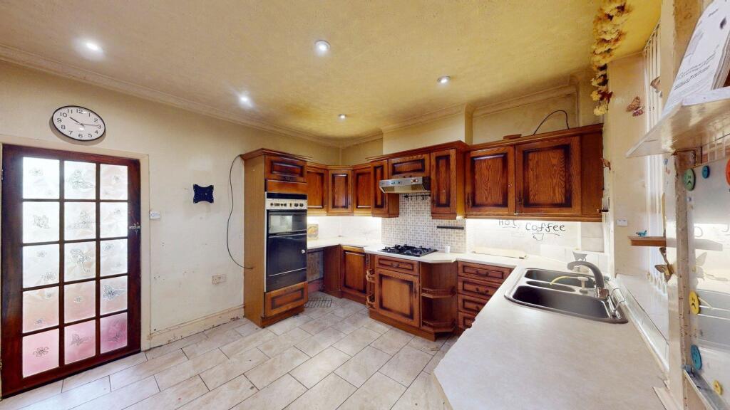 Tonge Moor Road, Bolton, BL2 - View 3