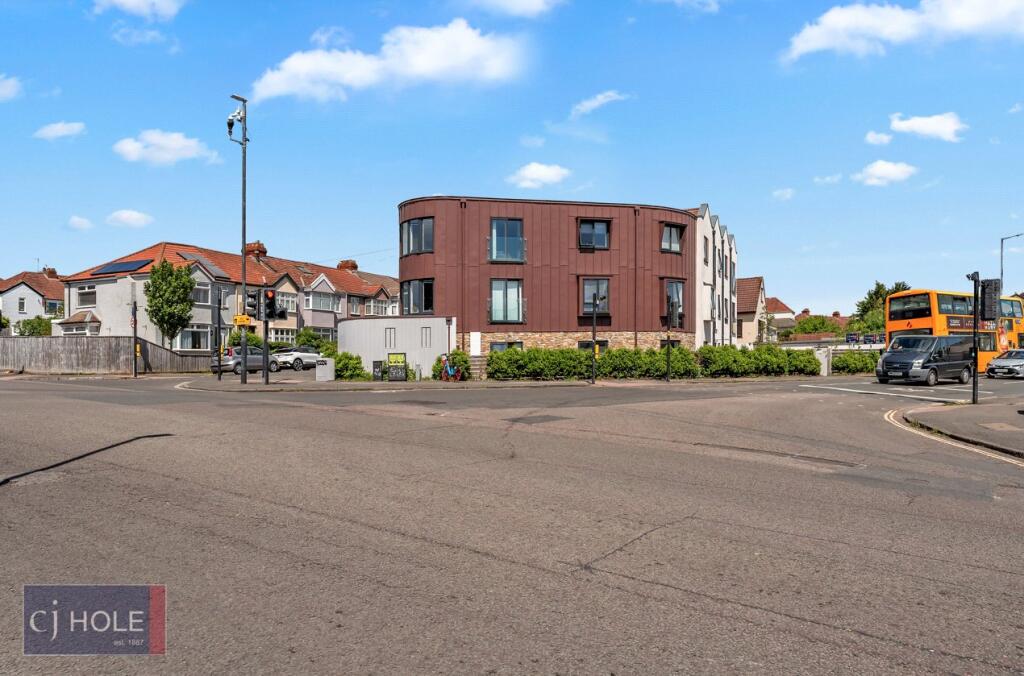 6 bedroom apartment for rent
