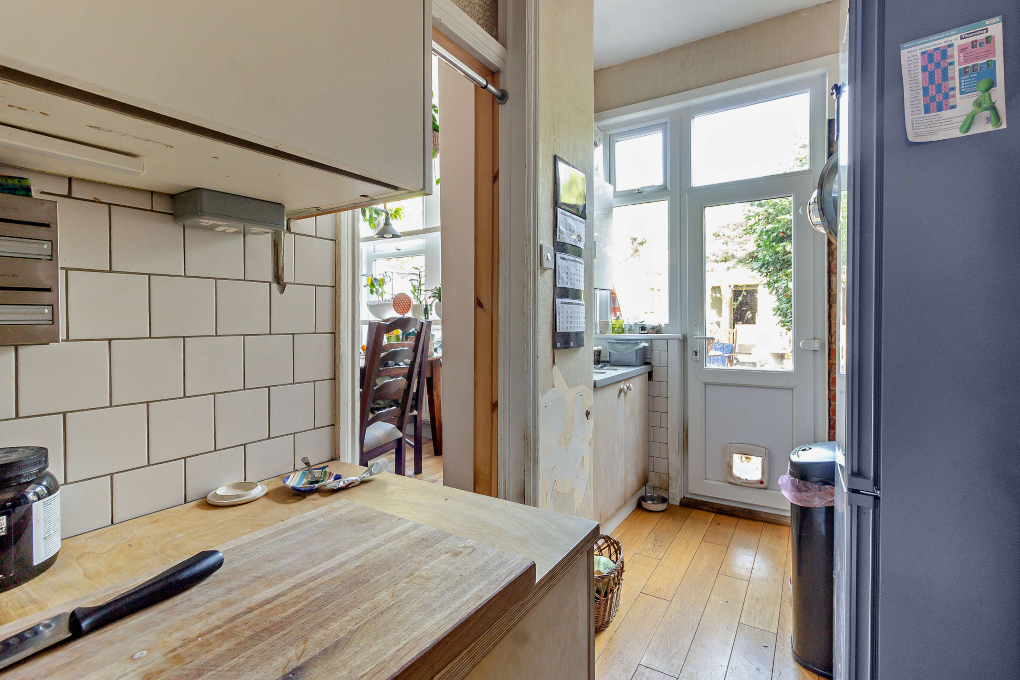 House in Southend-on-Sea - View 4