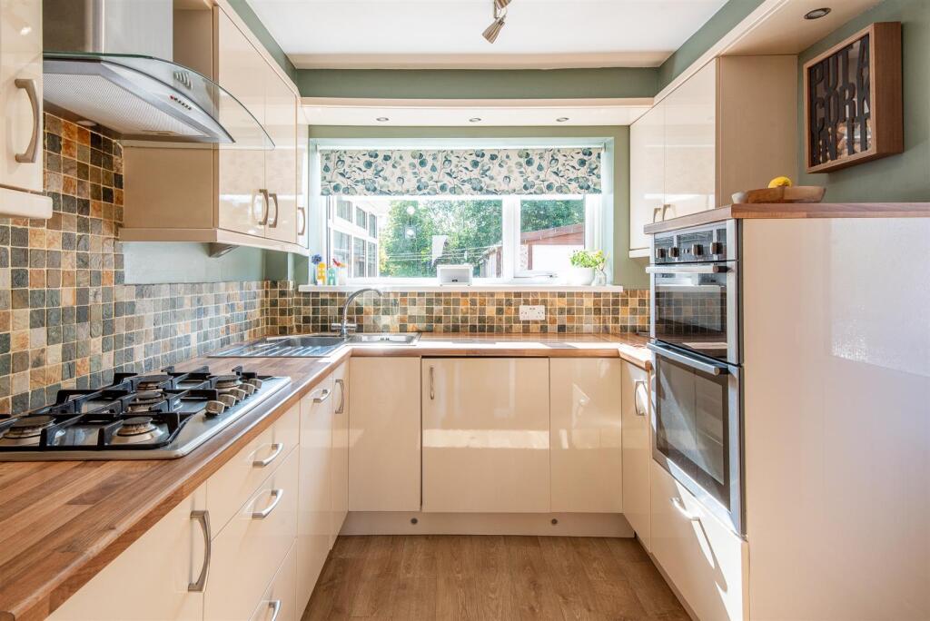 House in Preston, Bamber Bridge - More