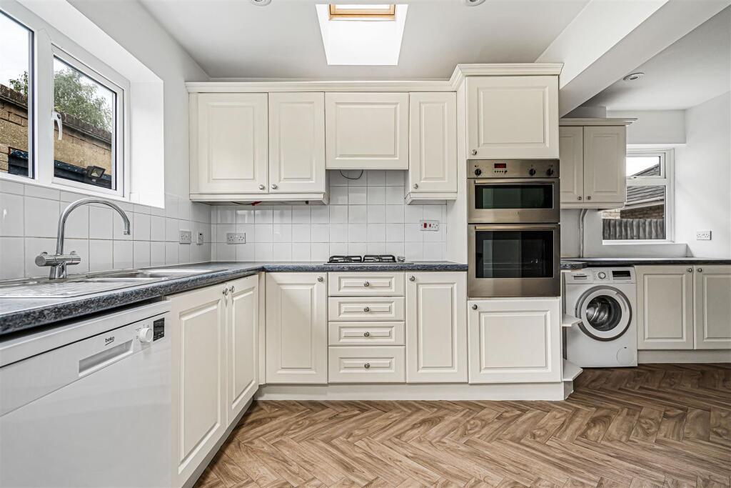 House in Cambridge, Romsey - More