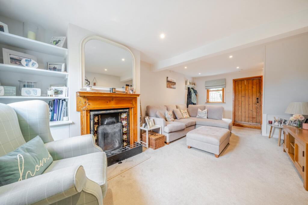 Flint Cottages, The Common, Flackwell Heath, Buckinghamshire, HP10 - View 6