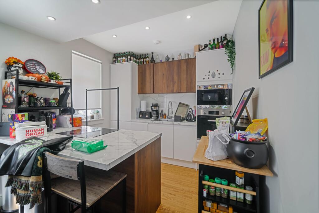 Apartment in Glasgow - View 5