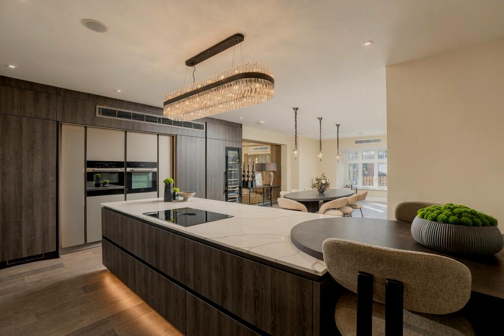 The Aspen, Kiln Lane, Bourne End, SL8 photo 2