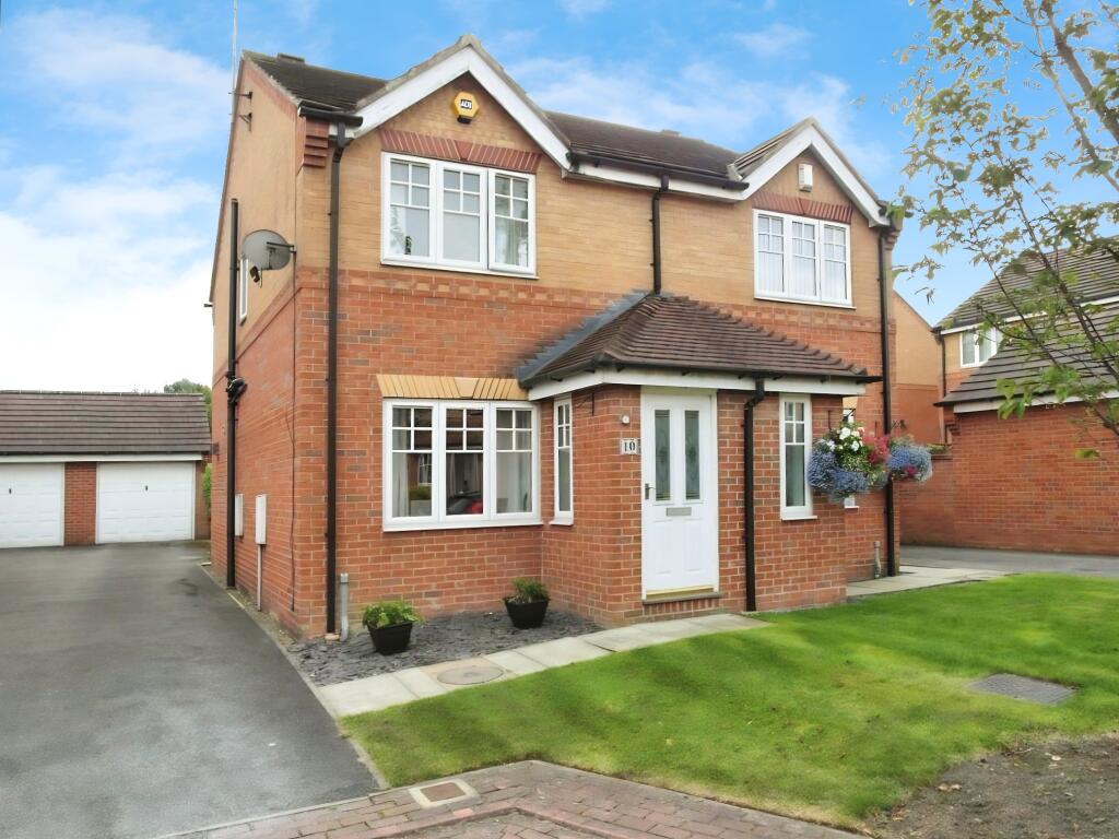 Main image of property: Martin Close, Morley, LS27