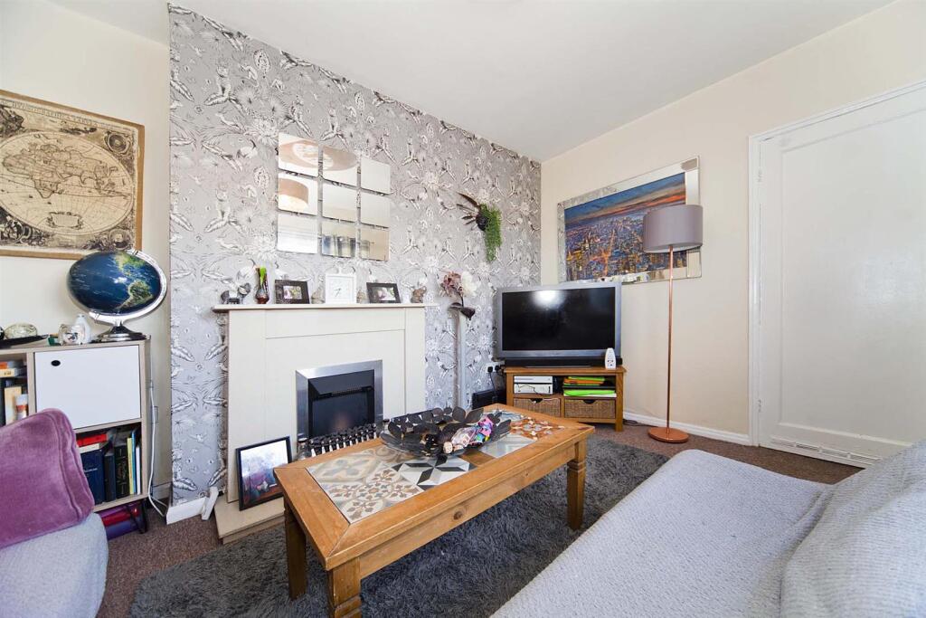 House in Stockton-on-Tees - View 3