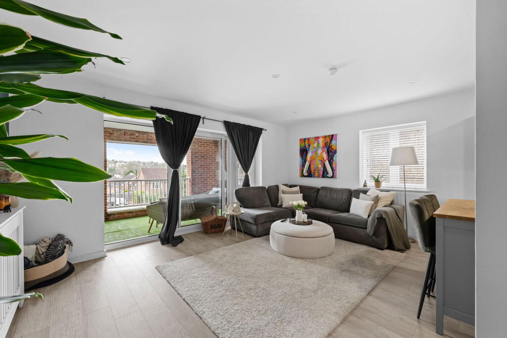 Main image of property: Purley Downs Road , Sanderstead , CR2 0RJ