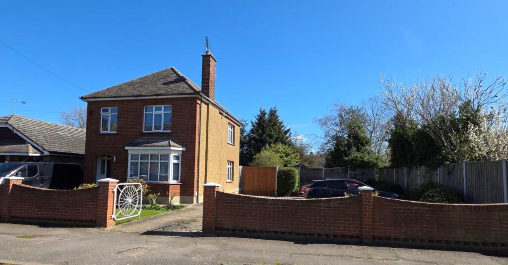 Main image of property: Janeen, Ruskin Road, Stanford-le-Hope, Essex, SS17 0LF