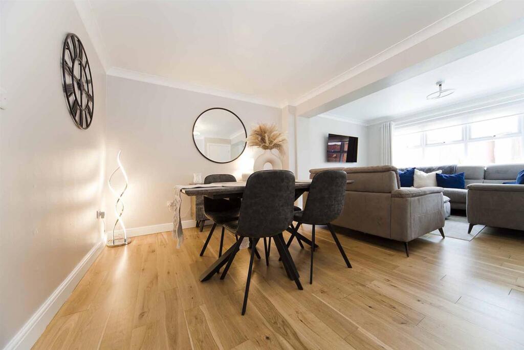 Ingram Way, Wingate photo 4