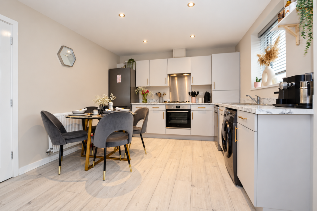 Apartment in Newcastle upon Tyne - View 3