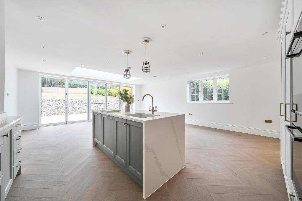 House in Wealden, Heathfield and Waldron - View 3
