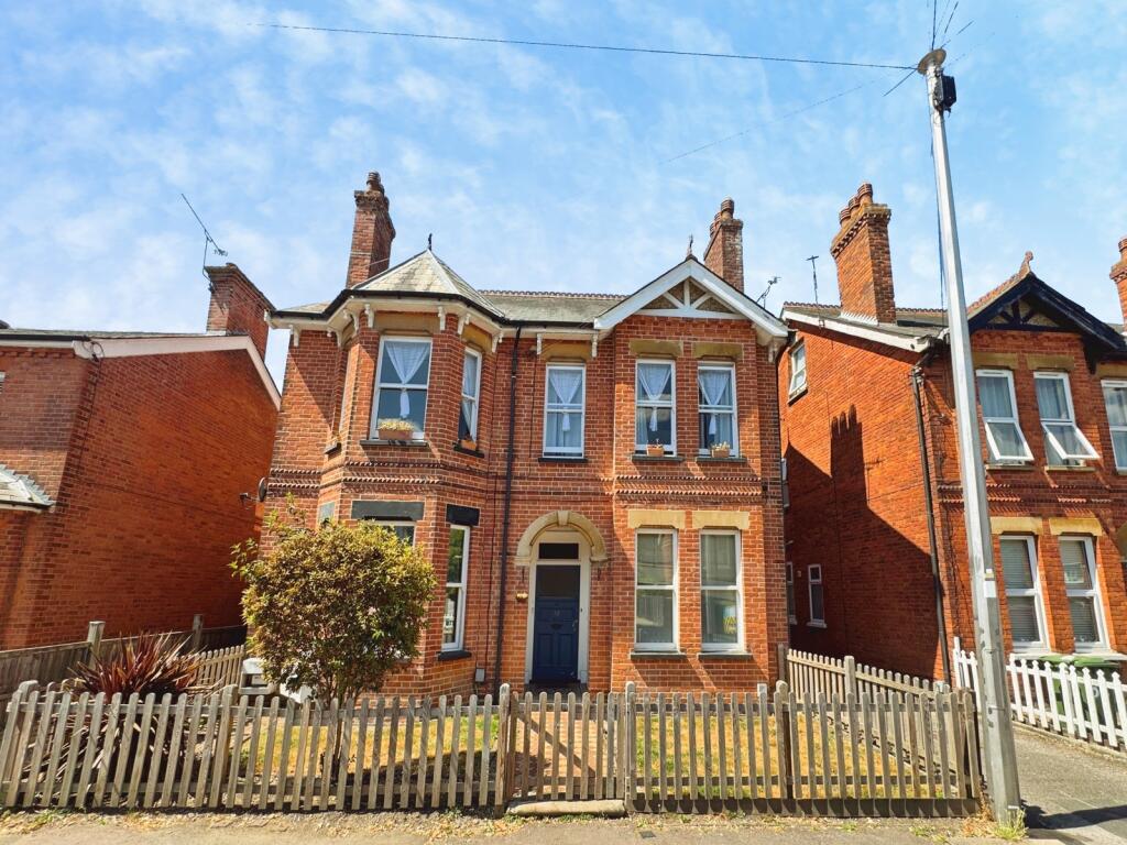 Main image of property: Southampton Street, Farnborough, GU14