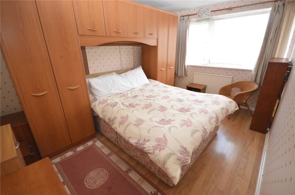 House in Luton, Sundon Park - View 5