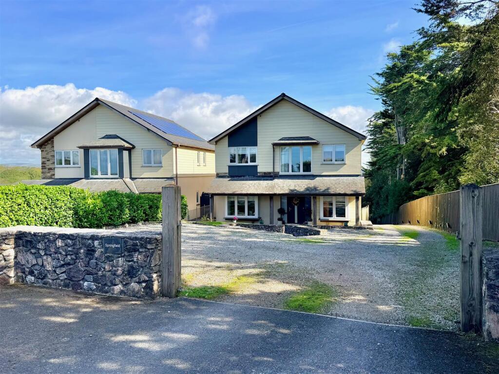 4-bed detached on Wembury Road, Plymouth, £850,000
