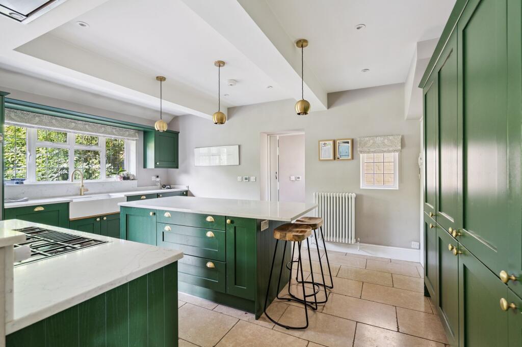 House in Watford - View 2