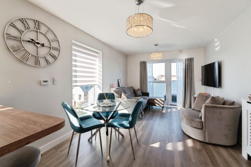 Apartment in South Ockendon, West Thurrock - View 3