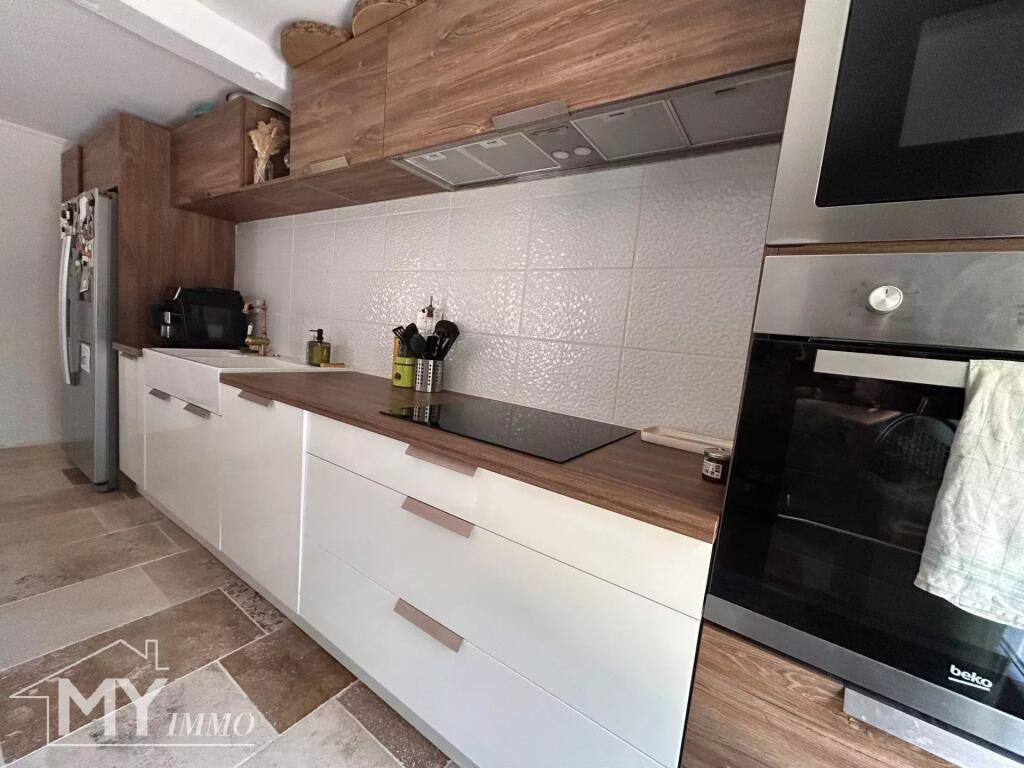 Main image of property: Aquitaine, Gironde, Soussac