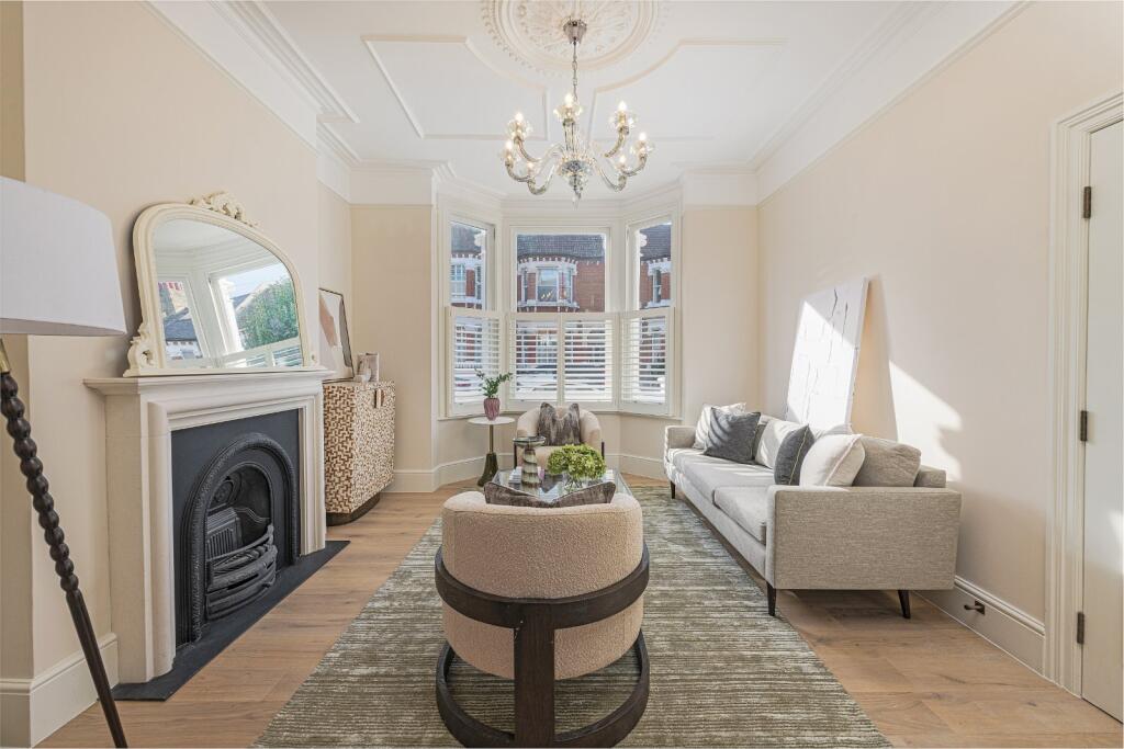 House in London - More