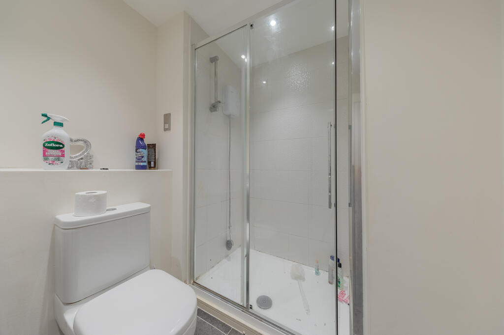 Apartment in Derby - View 5
