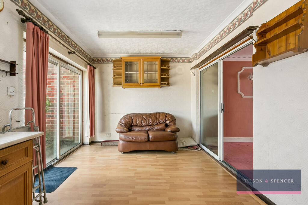 House in London - View 5