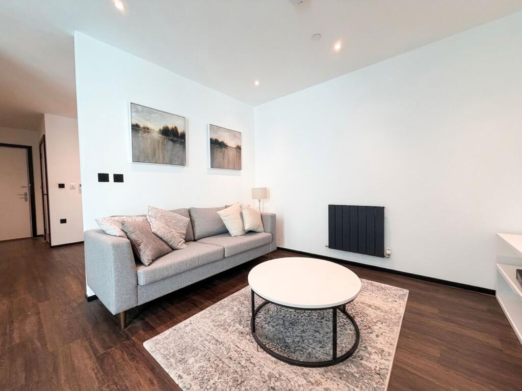 Main image of property: West Gate, London, W5