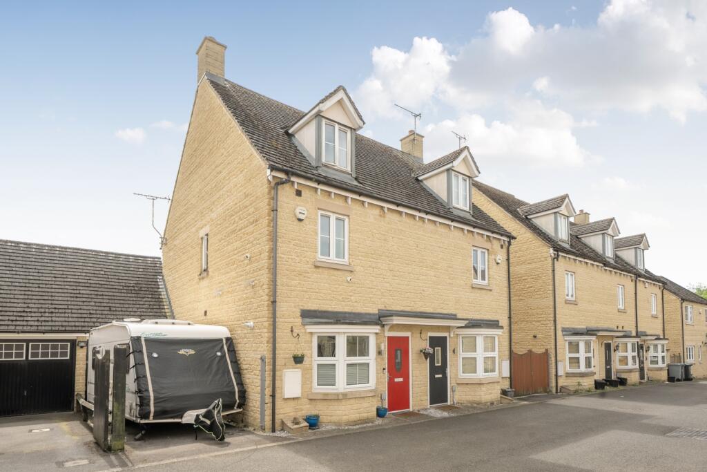 Main image of property: Boundary Way, Carterton, Oxfordshire, OX18
