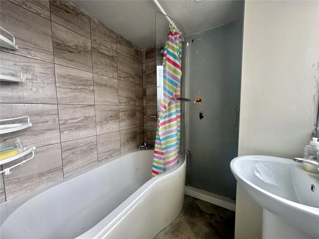 House in Widnes, Halton - More