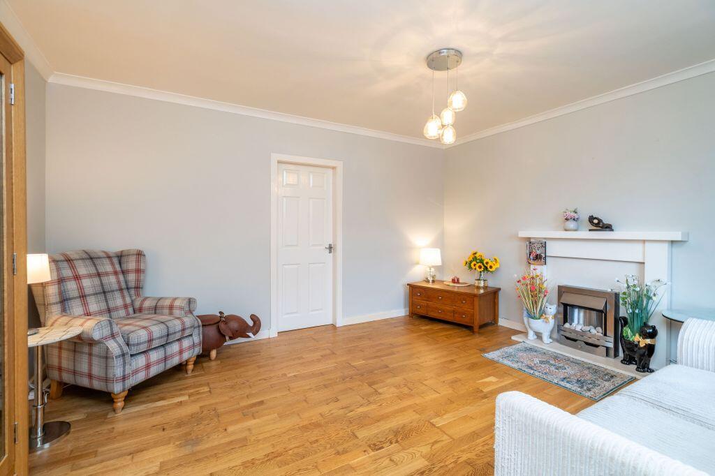 74 Newbigging, Musselburgh, EH21 7AR photo 4