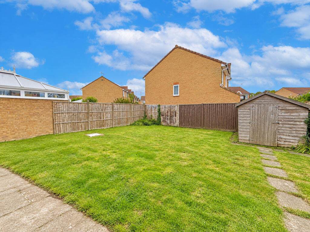 House in Luton - More