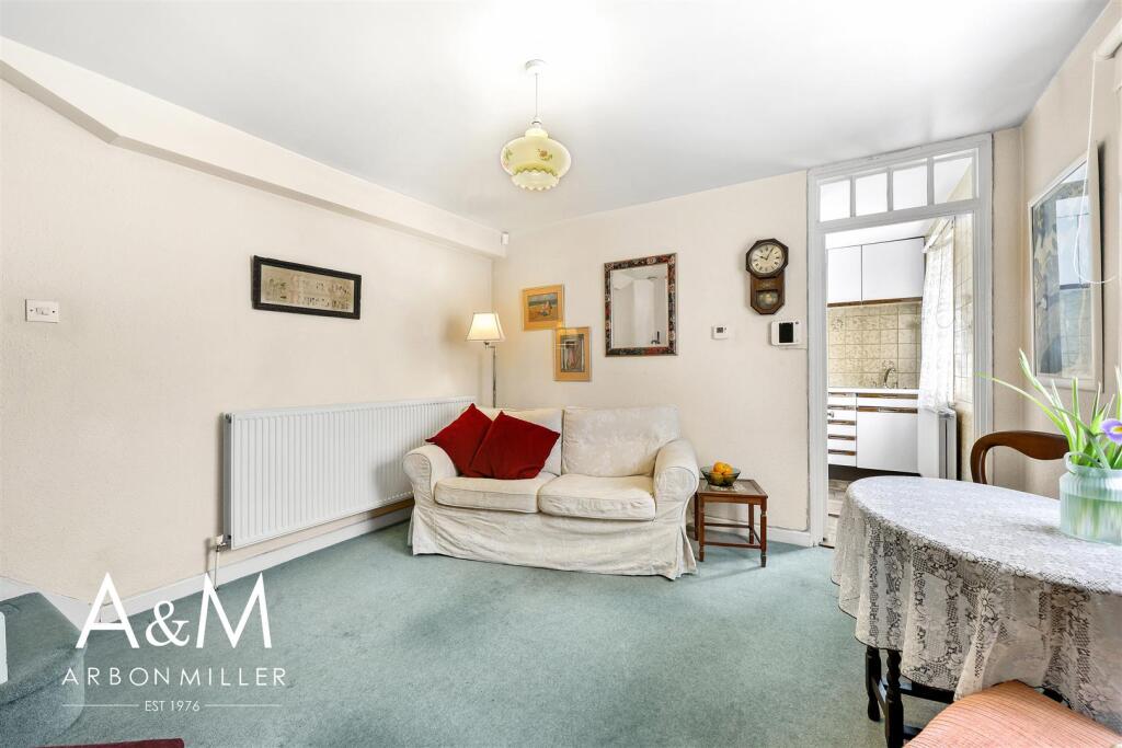 House in Ilford - View 4