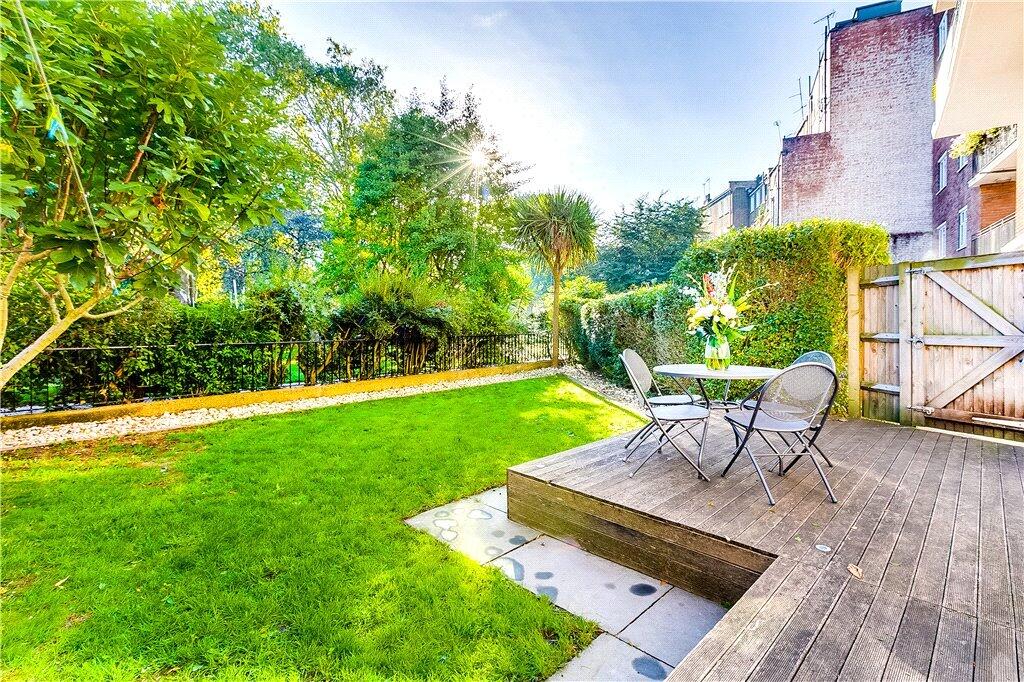 Apartment in London - View 3