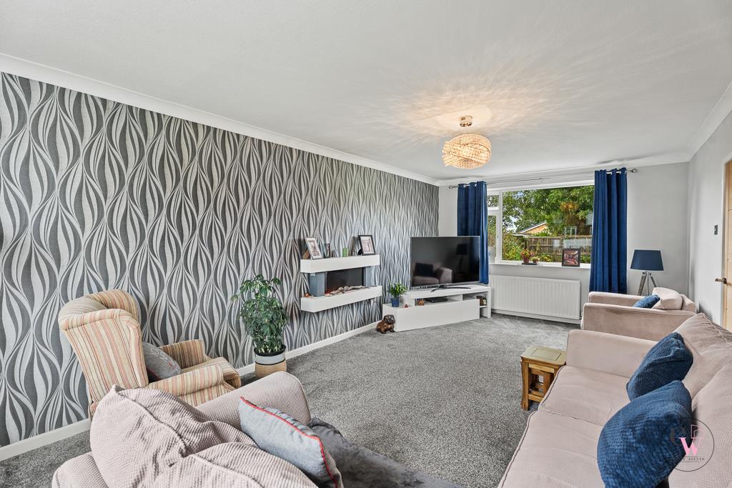 House in Winsford, Over - View 5
