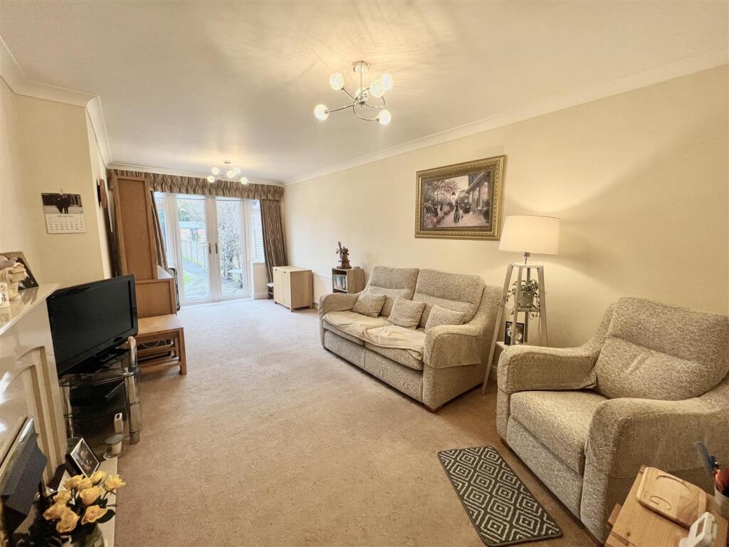 Ludford Grove, Sale photo 3