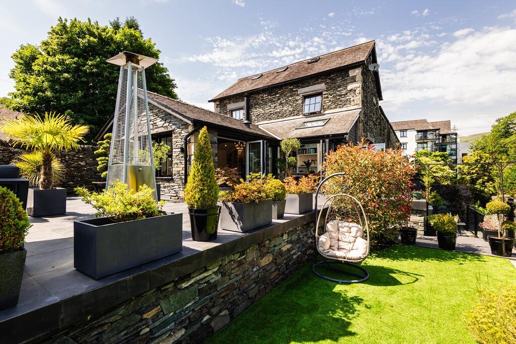 Main image of property: Kingfisher Cottage, 1 Artlecrag, Cowan Head, Kendal, LA8 9HN