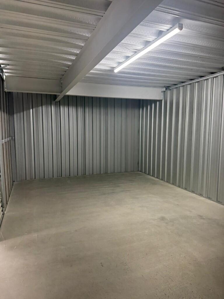 Main image of property: Sheffield Road, Chesterfield, Derbyshire, S41